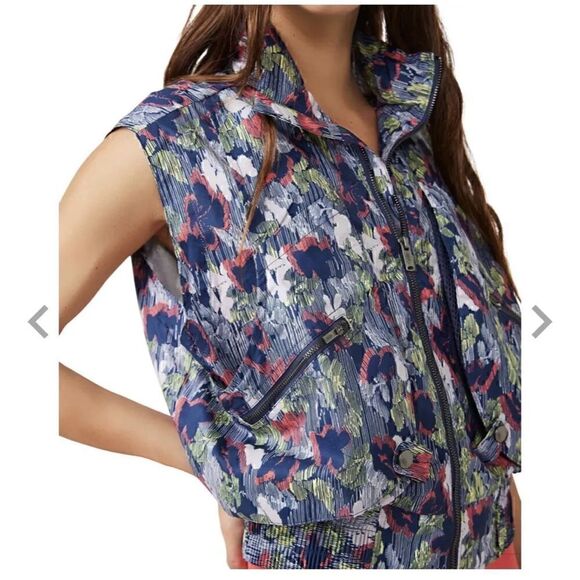 Free People Women's Multicolor Geometric Off The Grid Printed Vest Small - Picture 6 of 6